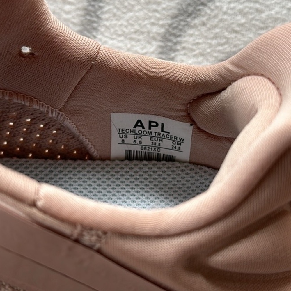 NWOT APL Techloom Tracer Sneakers in Rose Dust - Picture 9 of 9